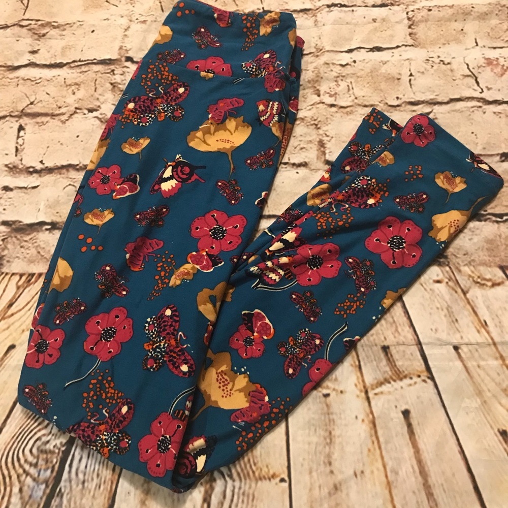 Lularoe Butterfly Poppy OS Rare Unicorn Print